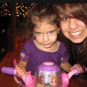 Meet your Posher, Milania